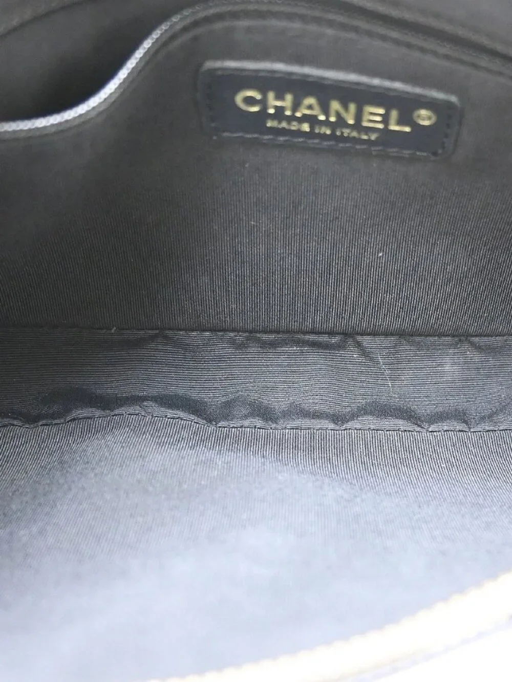 Chanel Black Calfskin Hobo Handbag NQ11747
